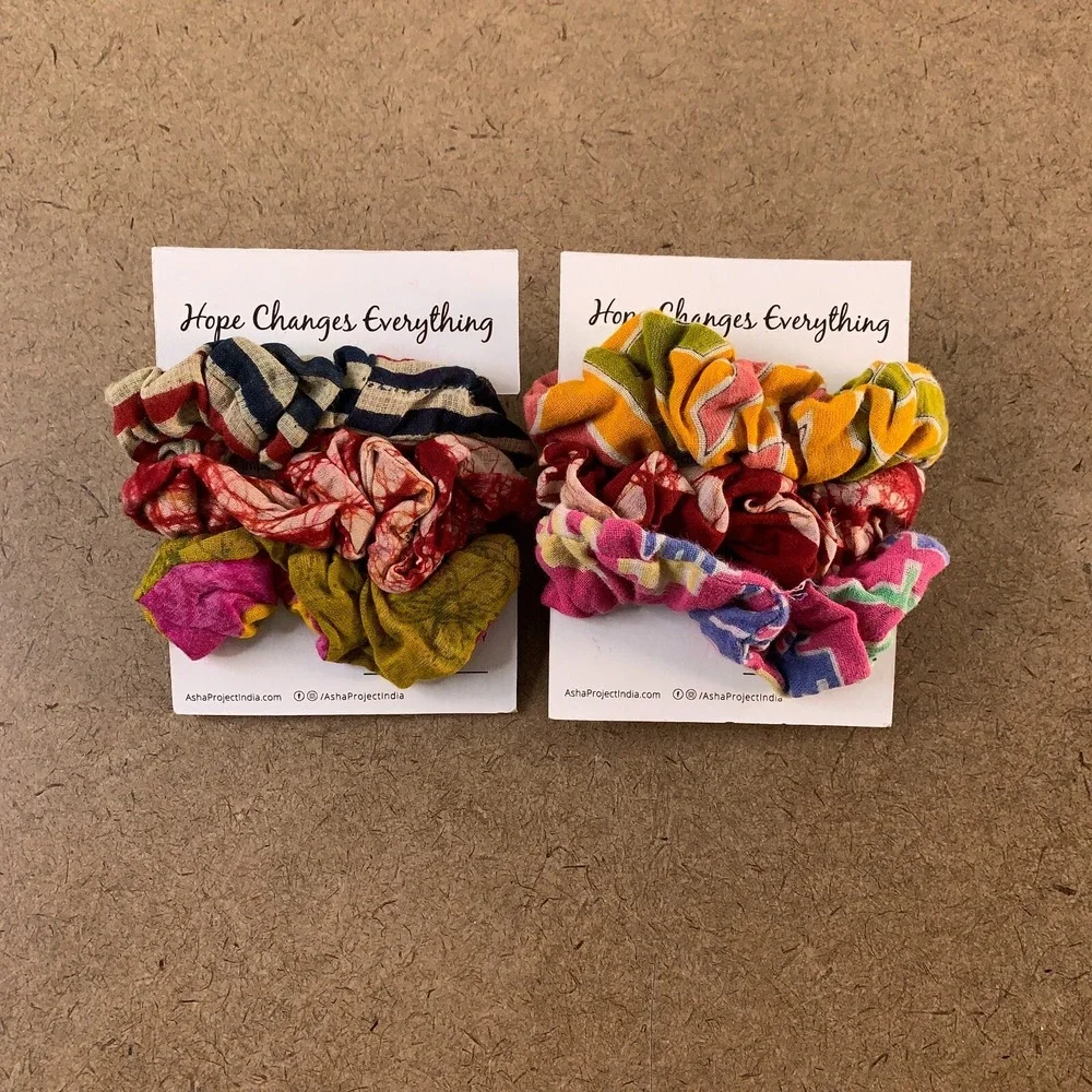 Women's Colorful Printed Mini Saree Scrunchies 6 Pieces NWT